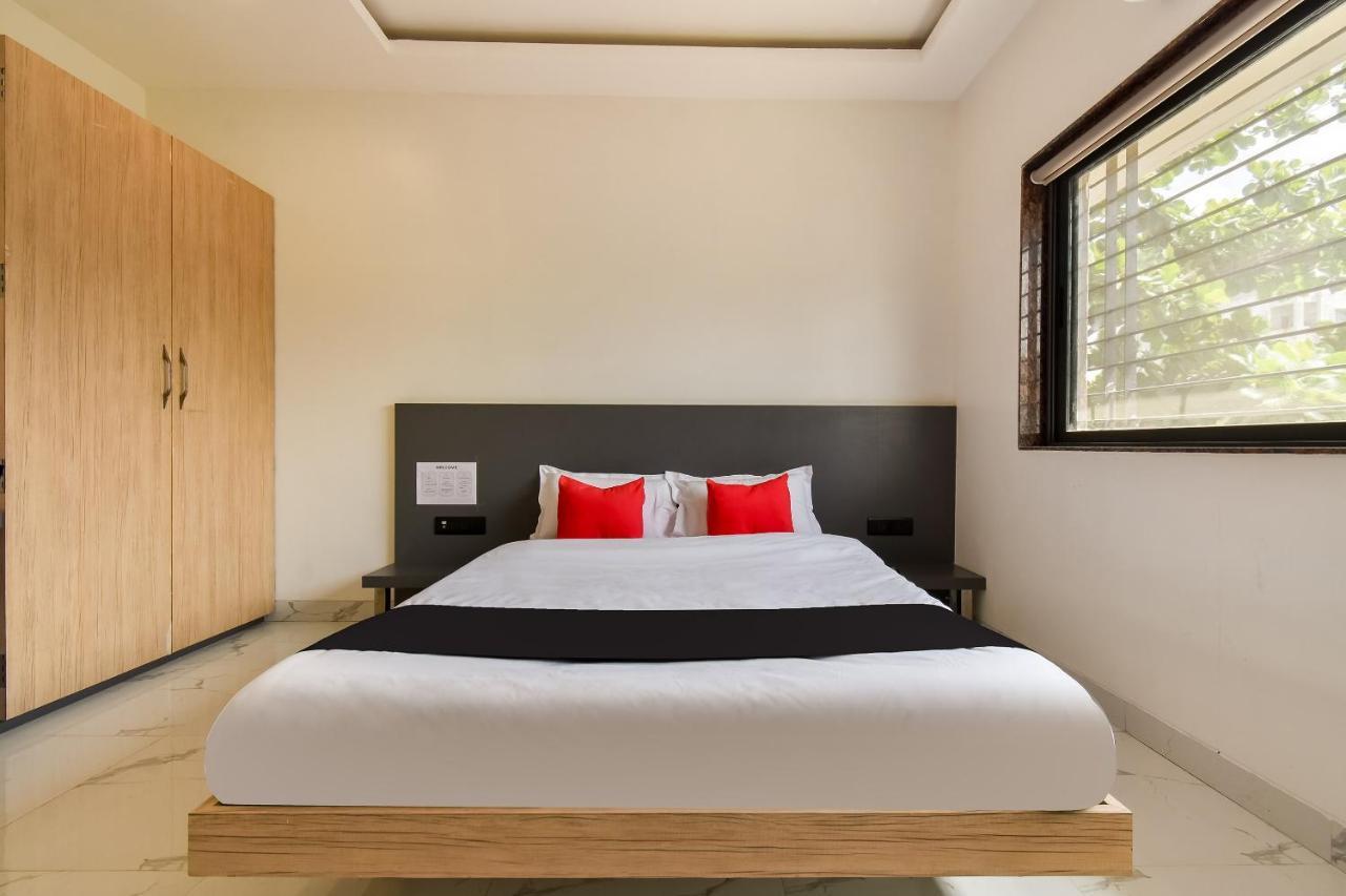 Capital O 71866 Hotel Ansh Aurangābād Esterno foto